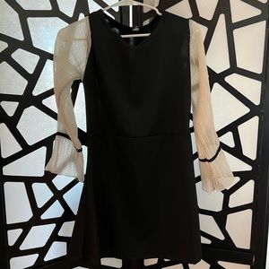 Mini summer dress with sheer details size S